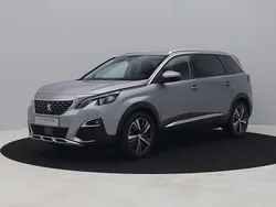 Grijs, metallic lak Gebruikt 2020 Peugeot 5008 Allure MPV | € 20.400 (Goede deal)