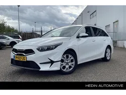 Wit, metallic lak Gebruikt 2022 Kia Ceed Sportswagon Stationwagen | € 17.940 (Eerlijke prijs)