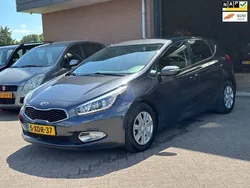 Grijs Gebruikt 2014 Kia Ceed 2 Hatchback | € 6.995 (Eerlijke prijs)