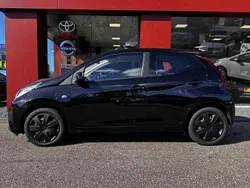 Hatchback Gebruikt 2021 Toyota Aygo X-play Hatchback | € 10.450 (Eerlijke prijs)