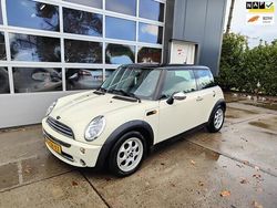 Wit Gebruikt 2005 Mini Cooper Pepper Hatchback | € 2.150 (Goede deal)