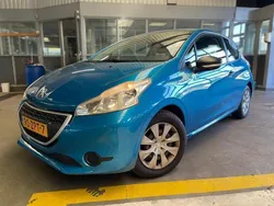 Blauw Gebruikt 2013 Peugeot 208 Access Hatchback | € 2.999 (Eerlijke prijs)