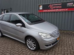 Grijs Gebruikt 2008 Mercedes B200 MPV | € 5.950 (Eerlijke prijs)