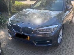 Grijs Gebruikt 2017 BMW 118 Sport Line Hatchback | € 16.500 (Iets duurder)