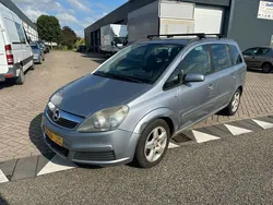 Grijs Gebruikt 2007 Opel Zafira Enjoy MPV | € 495