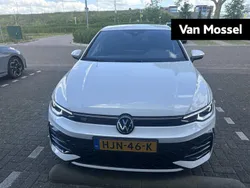 Wit Gebruikt 2025 VW Golf VIII R-line Edition Hatchback | € 44.900 (Duur)