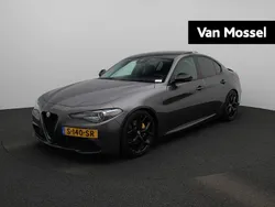 Grijs Gebruikt 2019 Alfa Romeo Giulia Tech Edition Sedan | € 29.900 (Iets duurder)