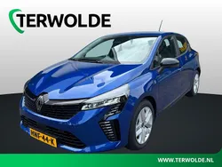 Blue iron (terqh) Gebruikt 2025 Renault Clio V Evolution Hatchback | € 23.945 (Duur)