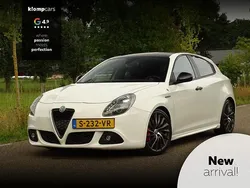 Wit Gebruikt 2011 Alfa Romeo Giulietta Quadrifoglio Verde Hatchback | € 11.900 (Iets duurder)