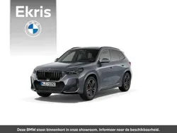 Blauw, metallic lak Nieuw 2025 BMW X1 M Sport SUV | € 70.151 (Iets duurder)