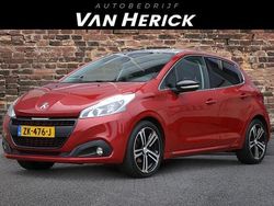 Rood Gebruikt 2017 Peugeot 208 GT-line Hatchback | € 7.995 (Eerlijke prijs)