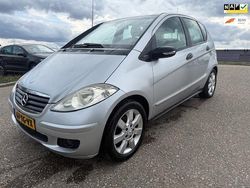 Grijs, metallic lak Gebruikt 2006 Mercedes A150 Classic MPV | € 2.899 (Eerlijke prijs)