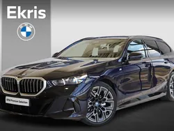 Zwart Gebruikt 2024 BMW 530e M Sport Stationwagen | € 66.950