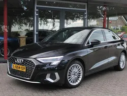 Zwart Gebruikt 2021 Audi A3 Business Sedan | € 24.990 (Eerlijke prijs)