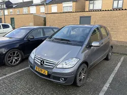 Grijs Gebruikt 2011 Mercedes A180 Avantgarde Stationwagen | € 2.990 (Goede deal)
