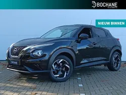 Zwart, metallic lak Gebruikt 2023 Nissan Juke Acenta SUV | € 22.700 (Eerlijke prijs)