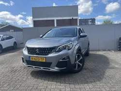 Grijs Gebruikt 2020 Peugeot 3008 Premium SUV | € 22.440 (Eerlijke prijs)