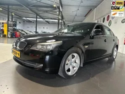 Zwart Gebruikt 2009 BMW 530 Basis Sedan | € 9.599 (Eerlijke prijs)
