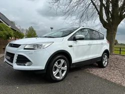 Wit Gebruikt 2016 Ford Kuga SUV | € 15.900 (Eerlijke prijs)