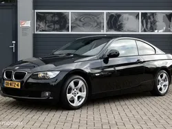 Zwart Gebruikt 2010 BMW 320 Sport Line Coupé | € 8.699 (Eerlijke prijs)