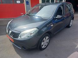 Grijs Gebruikt 2008 Dacia Sandero Ambiance Hatchback | € 1.750 (Eerlijke prijs)