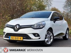 Wit Gebruikt 2017 Renault Clio IV LIMITED Hatchback | € 9.450 (Eerlijke prijs)