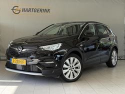Zwart Gebruikt 2020 Opel Grandland X Innovation SUV | € 21.925 (Eerlijke prijs)