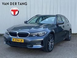 Grijs Gebruikt 2021 BMW 318 Efficient Dynamics Stationwagen | € 27.995 (Goede deal)