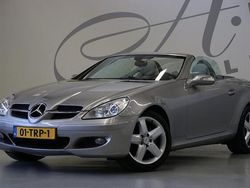 Grijs Gebruikt 2005 Mercedes SLK200 Cabriolet | € 10.450 (Eerlijke prijs)