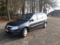 Grijs Gebruikt 2010 Dacia Logan Lauréate Stationwagen | € 2.900 (Goede deal)