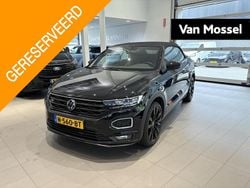 Zwart Gebruikt 2021 VW T-Roc Cabriolet R-line Cabriolet | € 31.845 (Goede deal)