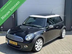 Zwart Gebruikt 2011 Mini Cooper D Hatchback | € 5.695