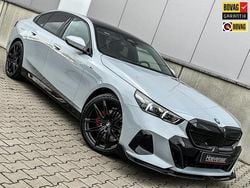 Grijs Gebruikt 2024 BMW 520 Performance Sedan | € 66.999 (Iets duurder)