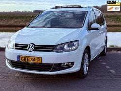 Wit Gebruikt 2015 VW Sharan Highline MPV | € 23.950