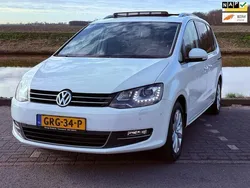 Wit Gebruikt 2015 VW Sharan Highline MPV | € 24.200