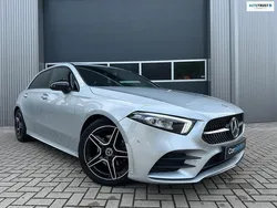 Grijs Gebruikt 2019 Mercedes A200 Business Hatchback | € 22.950 (Eerlijke prijs)