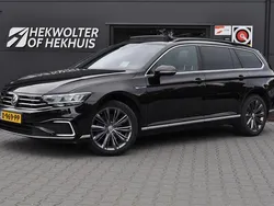 Zwart Gebruikt 2020 VW Passat GTE Stationwagen | € 24.950 (Iets duurder)