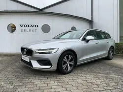 Zilver Gebruikt 2020 Volvo V60 Momentum Stationwagen | € 28.900 (Super prijs)