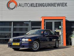 Blauw Gebruikt 1995 BMW 320 Coupé | € 10.450