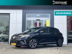 Noir etoile (gne) (donker zwart) Gebruikt 2024 Renault Clio V Techno Hatchback | € 20.750 (Eerlijke prijs)