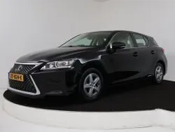 Zwart Gebruikt 2019 Lexus CT200h Hatchback | € 20.445 (Eerlijke prijs)