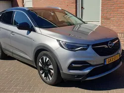 Grijs Gebruikt 2020 Opel Grandland X S SUV | € 18.995 (Eerlijke prijs)