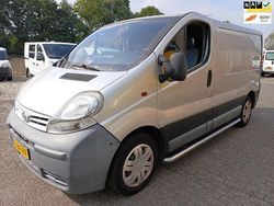 Grijs Gebruikt 2003 Nissan Primastar MPV | € 2.750