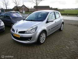 Grijs Gebruikt 2005 Renault Clio II Expression+ Hatchback | € 2.250 (Duur)
