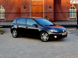 Zwart Gebruikt 2011 VW Golf VI Highline Hatchback | € 5.750 (Eerlijke prijs)