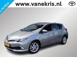 Grijs Gebruikt 2016 Toyota Auris Executive Hatchback | € 15.499 (Eerlijke prijs)
