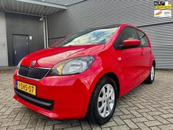 Rood Gebruikt 2013 Skoda Citigo Hatchback | € 4.950 (Eerlijke prijs)
