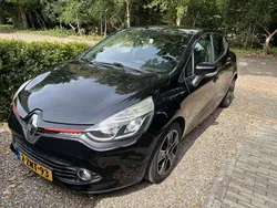 Zwart Gebruikt 2015 Renault Clio IV Dynamique Hatchback | € 5.500 (Goede deal)