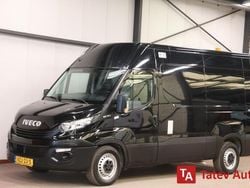 Zwart Gebruikt 2017 Iveco Daily Van | € 16.900 (Eerlijke prijs)