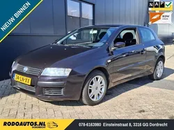 Zwart Gebruikt 2003 Fiat Stilo Dynamic Hatchback | € 1.999 (Eerlijke prijs)